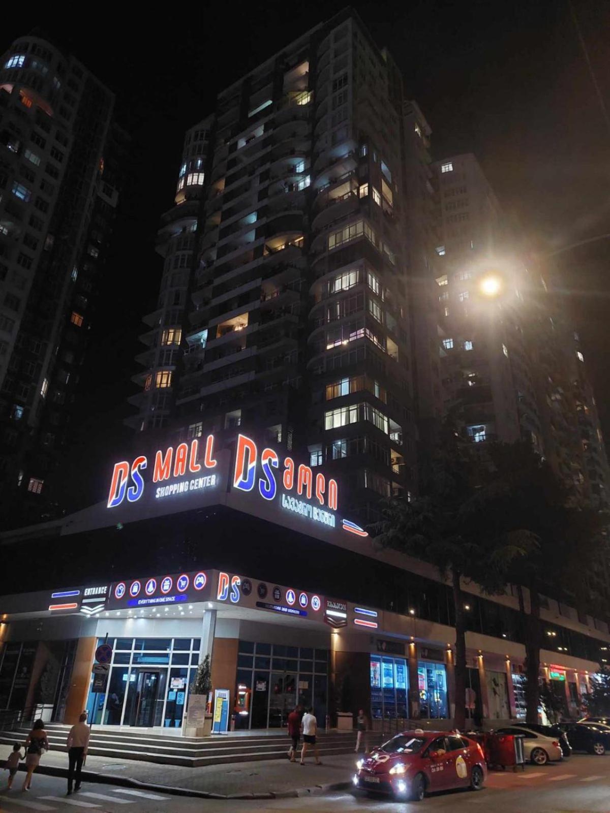 Apartment Abuseridze 5A Batumi Exteriör bild
