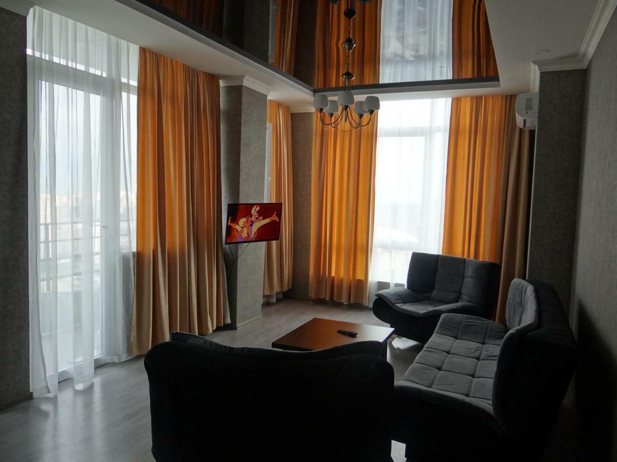 Apartment Abuseridze 5A Batumi Exteriör bild